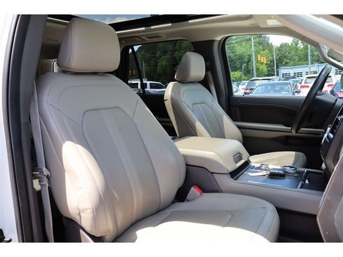 Used 2021 Ford Expedition Limited AWD/4WD image 34