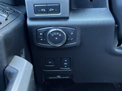 Used 2017 Ford F350 Platinum AWD/4WD image 39