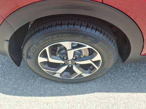 Used 2020 Kia Sportage LX AWD/4WD image 6