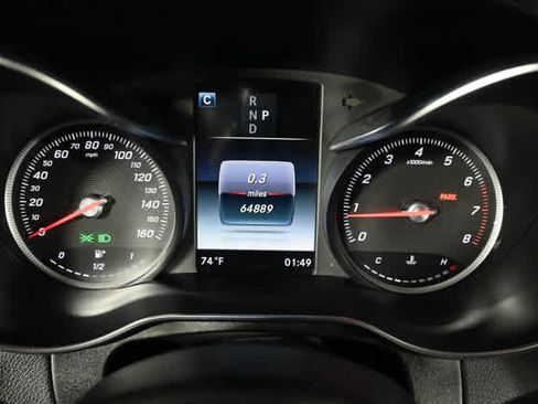 Used 2018 Mercedes-Benz GLC 300 4MATIC image 25