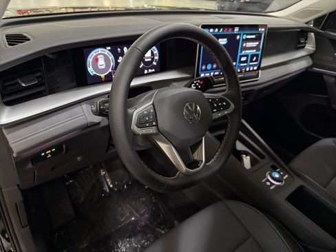 New 2026 Volkswagen Tiguan SE AWD/4WD image 15