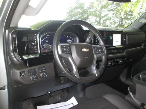 Used 2025 Chevrolet Silverado 3500 LT w/ All Star Edition AWD/4WD image 14