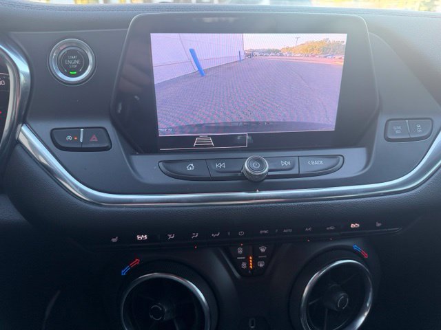 Used 2021 Chevrolet Blazer LT FWD image 17