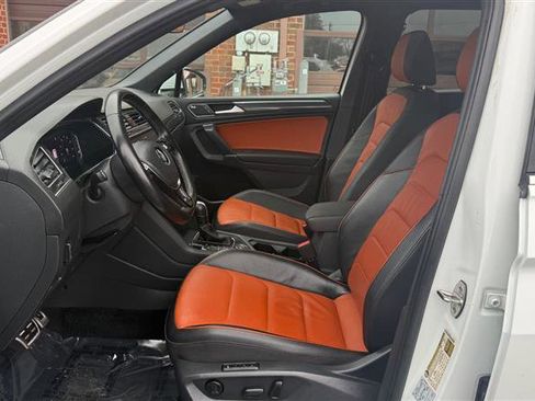 Used 2020 Volkswagen Tiguan SEL Premium R-Line image 32