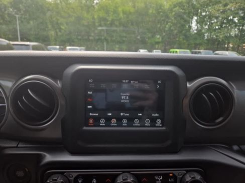 Used 2023 Jeep Wrangler Unlimited w/ Cold Weather Group AWD/4WD image 26