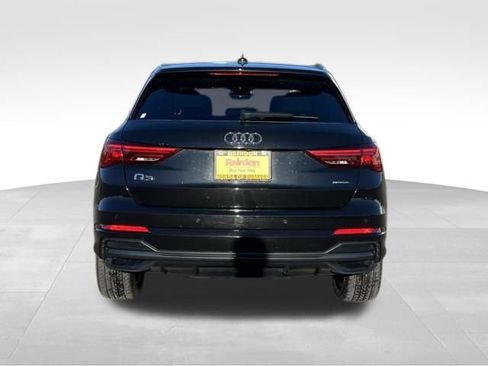 Used 2021 Audi Q3 2.0T Premium w/ Convenience Package image 9