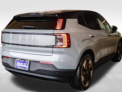New 2025 Volvo EX30 Ultra w/ Protection Package Premier AWD/4WD image 7