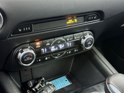 Used 2018 MAZDA CX-5 Touring w/ Preferred Equipment Package image 13