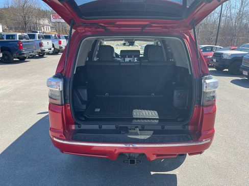 Used 2024 Toyota 4Runner Limited image 5