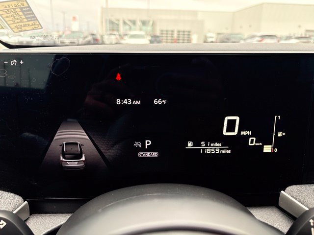 Certified 2025 Nissan Kicks SV FWD image 8