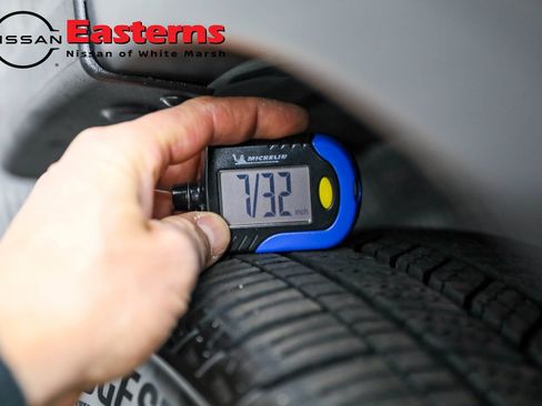 Used 2025 Nissan Kicks SR image 52