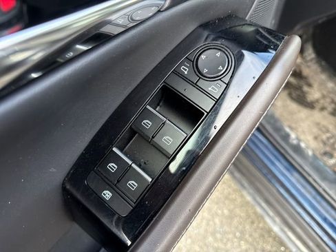 Used 2023 MAZDA CX-30 AWD 2.5 S w/ Premium Package image 18