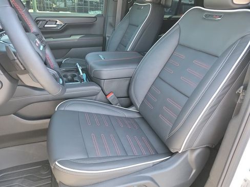 Used 2026 GMC Yukon AT4 Ultimate w/ LPO, Floor Liner Package AWD/4WD image 13
