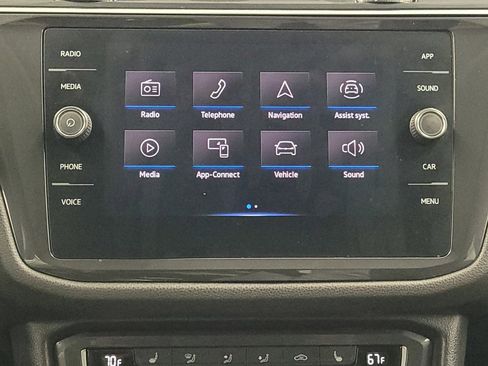 Used 2021 Volkswagen Tiguan SE image 25