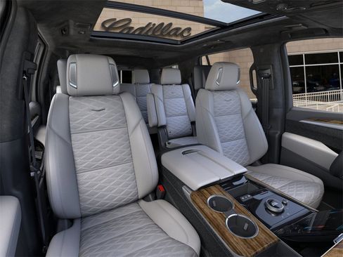 New 2025 Cadillac Escalade Sport Platinum image 16