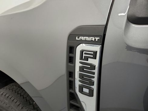 Used 2025 Ford F250 Lariat AWD/4WD image 73