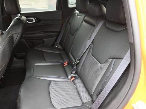 New 2026 Jeep Compass Latitude image 17