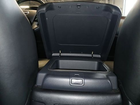 Used 2024 Nissan Armada SL w/ Captain's Chairs Package AWD/4WD image 48