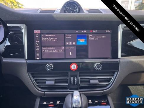 Used 2025 Porsche Macan Base w/ Premium Package Plus image 18