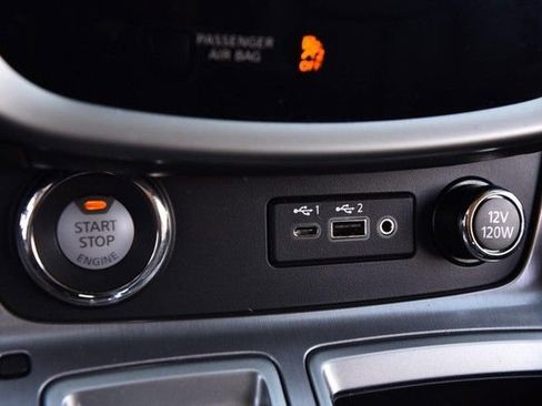 Certified 2024 Nissan Murano SV image 17