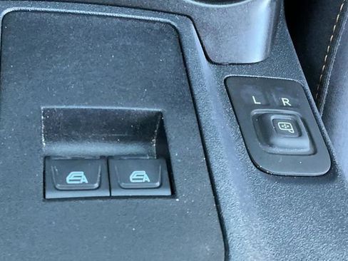 Used 2022 Ford Bronco Badlands image 22