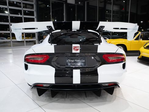 Used 2016 Dodge Viper GTC w/ ACR Package RWD image 3