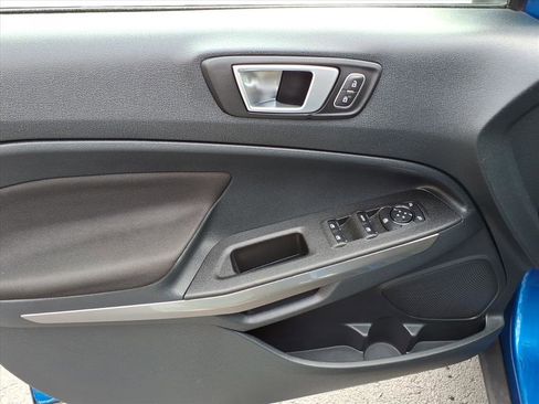 Used 2018 Ford EcoSport SE w/ SE Cold Weather Package image 7