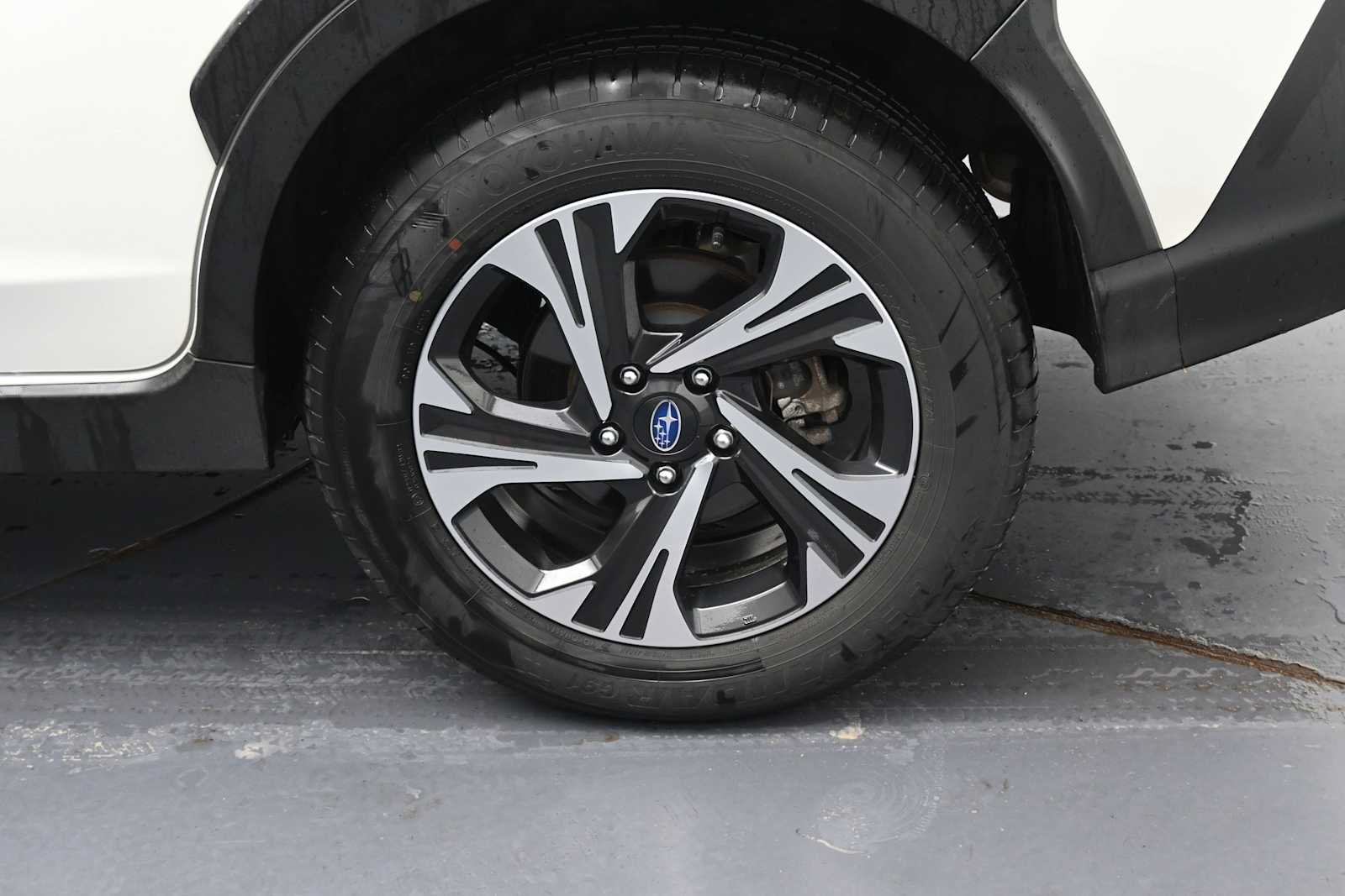 Used 2025 Subaru Crosstrek 2.5i Premium AWD/4WD image 5