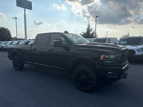 Used 2024 RAM 3500 Limited w/ Night Edition AWD/4WD image 1
