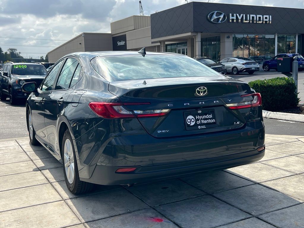 Used 2025 Toyota Camry LE FWD image 11