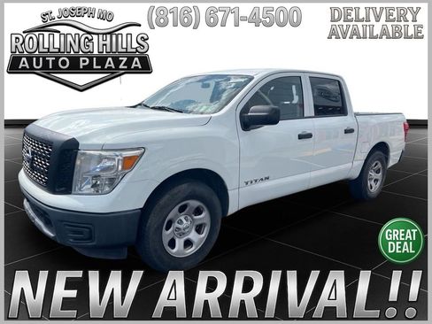 Used 2017 Nissan Titan S RWD image 1