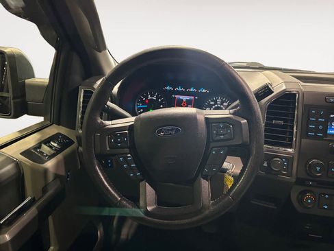 Used 2016 Ford F150 XLT w/ Equipment Group 301A Mid image 12