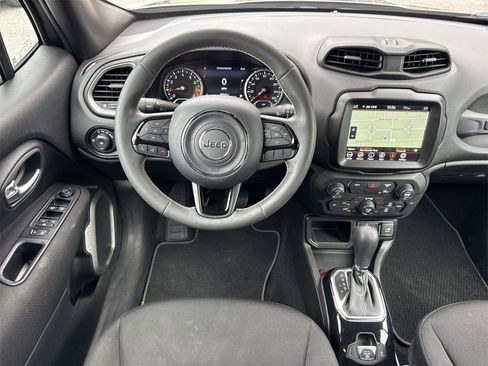 Used 2021 Jeep Renegade Latitude image 13