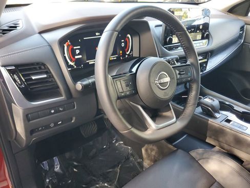 Used 2023 Nissan Rogue Platinum w/ Platinum Premium Package FWD image 18