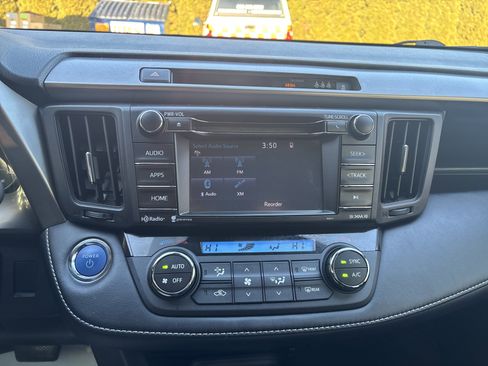 Used 2017 Toyota RAV4 XLE w/ Protection Package image 25