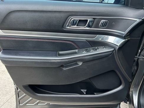 Used 2017 Ford Explorer Sport w/ Equipment Group 401A image 37