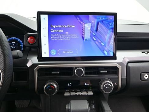 Used 2024 Toyota Tacoma TRD Off-Road image 8