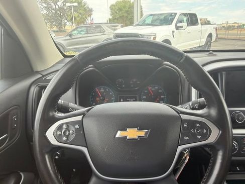 Used 2022 Chevrolet Colorado LT w/ Fleet Safety Package RWD image 8