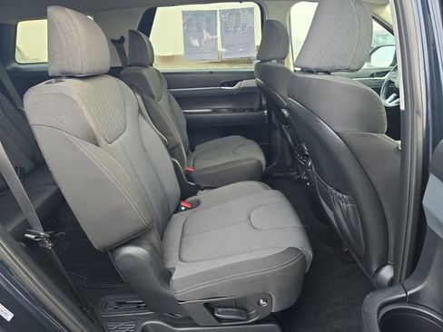 Used 2022 Hyundai Palisade SEL w/ Convenience Package image 10