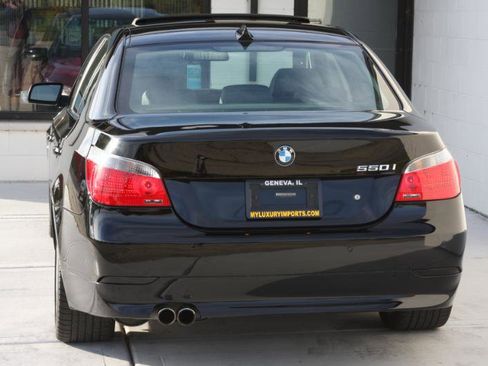 Used 2007 BMW 550i Sedan image 8