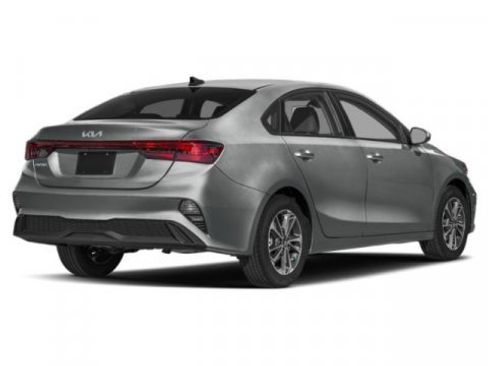Certified 2024 Kia Forte LXS w/ LXS Technology Package FWD image 5