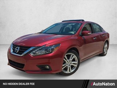 Used 2016 Nissan Altima 3.5 SL w/ 3.5 Technology Package