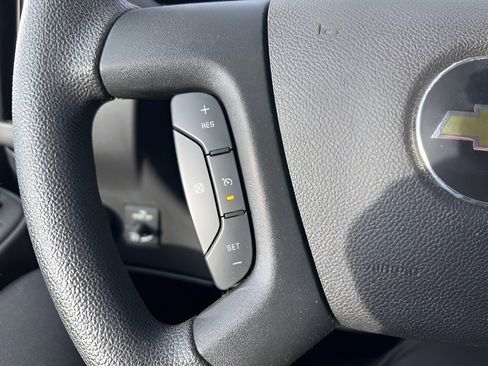 Used 2024 Chevrolet Express 2500 w/ Driver Convenience Package image 19