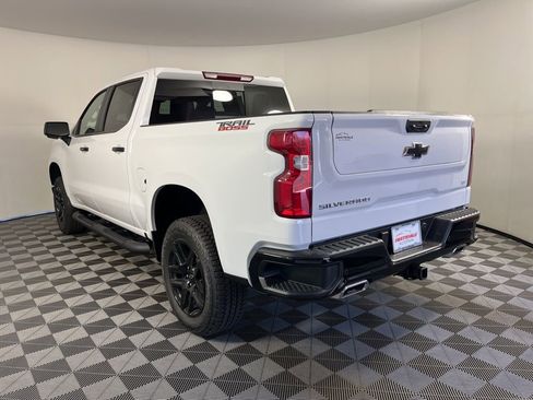 New 2026 Chevrolet Silverado 1500 LT Trail Boss AWD/4WD image 3