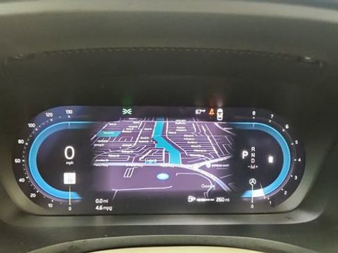 Used 2024 Volvo S60 B5 Plus w/ Climate Package image 40