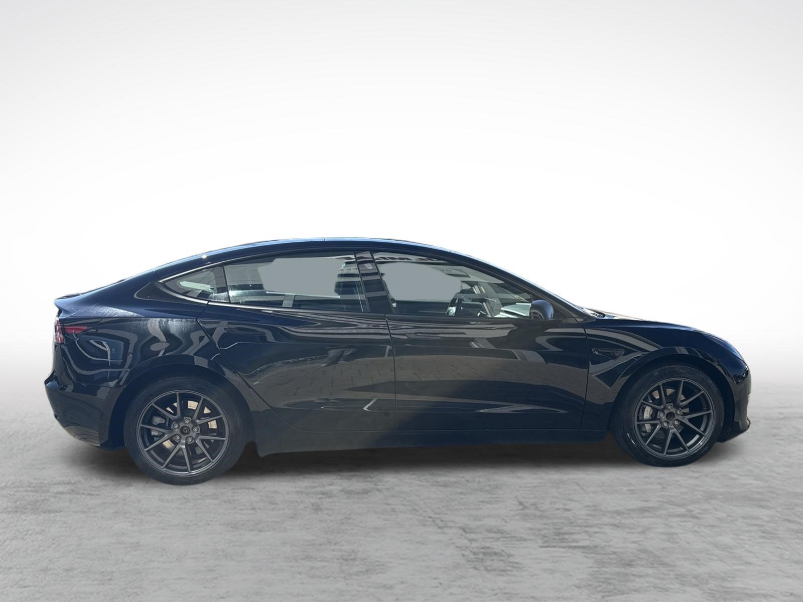 Used 2023 Tesla Model 3 Standard Range RWD image 10