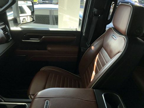 Used 2025 GMC Sierra 2500 Denali Ultimate image 23