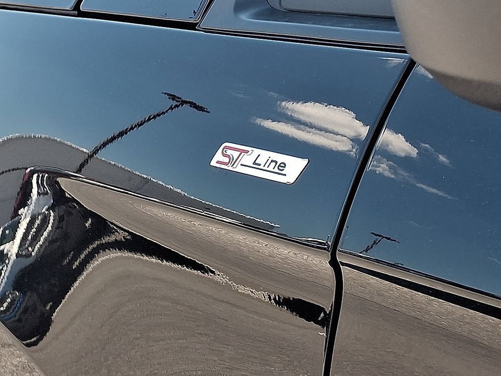 Certified 2024 Ford Edge ST-Line AWD/4WD image 32