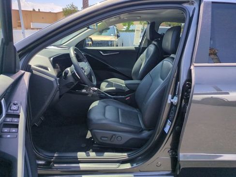 Certified 2024 Kia Niro Wave FWD image 15