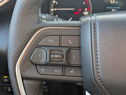 New 2025 Toyota Tundra SR5 AWD/4WD image 17